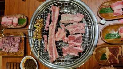 Q-bites Japanese Restaurant