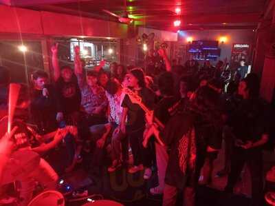 Leha Leha Music & Bar