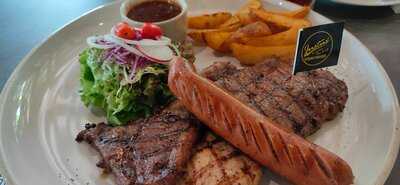 Justus Steakhouse Cipete