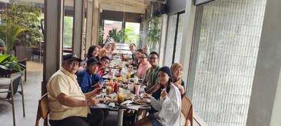 Justus Steakhouse Cipete