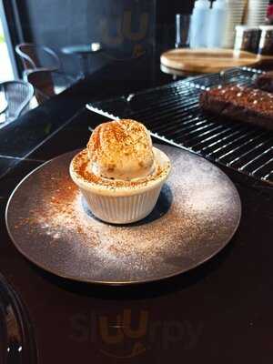 Dop Ice Cream, Dessert Bar