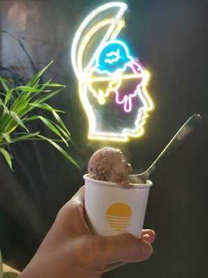 Dop Ice Cream, Dessert Bar