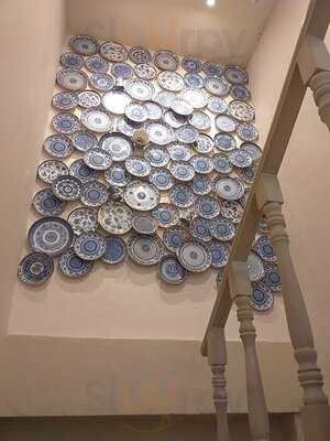 Sagoo Kitchen & Kopi Lay - Burangrang