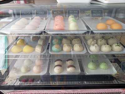 Sagoo Kitchen & Kopi Lay - Burangrang