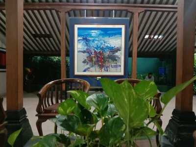 Amri Yahya Art De Cafe