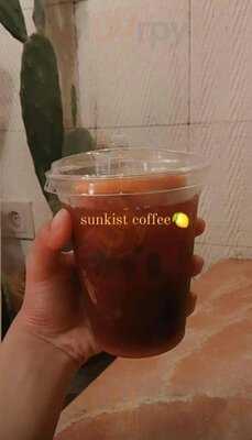 Merindu Canteen & Coffee