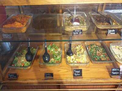 Merindu Canteen & Coffee