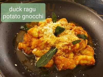 Goloso Pasta Pizzeria