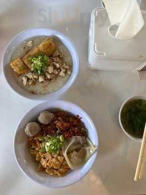 Bakmi & Bubur Ayam Djie Tjap