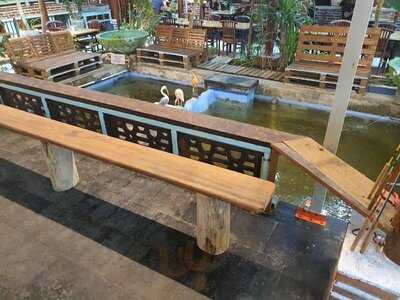 #7 Seafood Restaurant