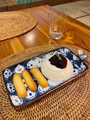 Mama Pizza Kuta Lombok