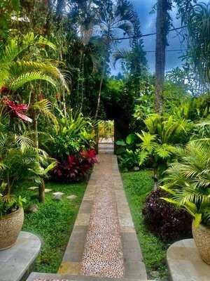 The Restaurant By Keliki Luxury Lodge