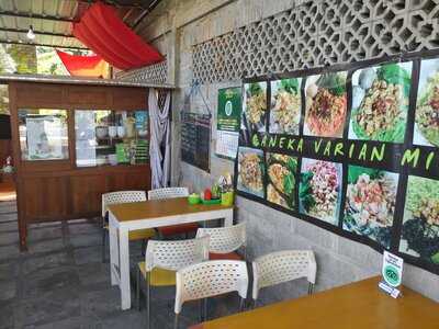 Mie Ayam Kura-kura Kecil