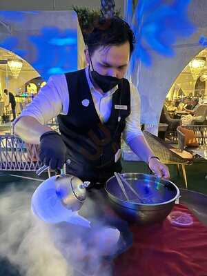 Dion Dine & Lounge (senayan Park)