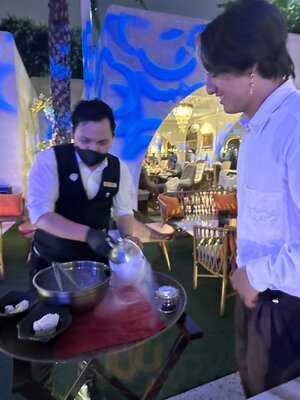 Dion Dine & Lounge (senayan Park)