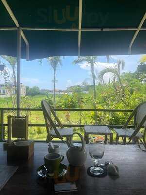 The Leaves Cafe, Eatery & Bar By Eps