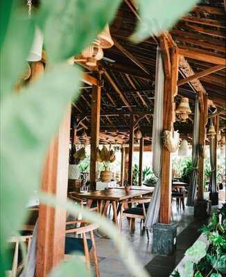 The Leaves Cafe, Eatery & Bar By Eps