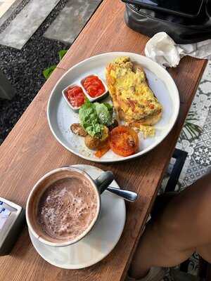 Crema Coffee & Eatery