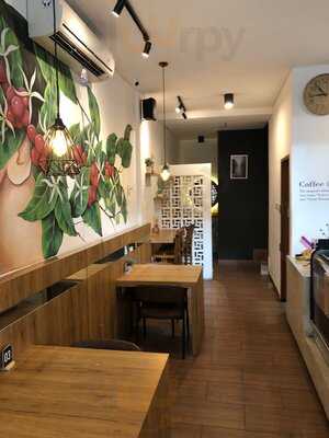 Crema Coffee & Eatery