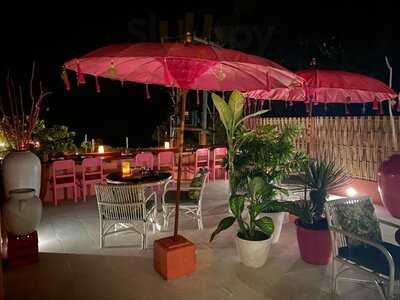 Sunset Kiss Beach Club