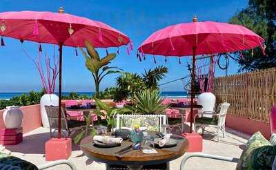 Sunset Kiss Beach Club