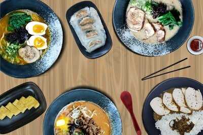 Warai Ramen Double Soup Toripaitan