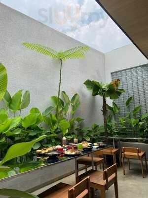 Kafe Gamat (brawijaya)