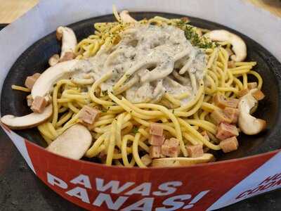 Platinum Resto & Cafe