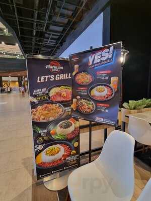 Platinum Resto & Cafe