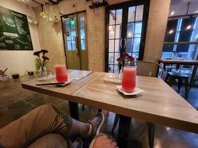 Liberdade Cafe And Eatery