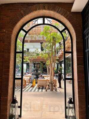 Al Jazeerah Signature Bali Restaurant And Lounge