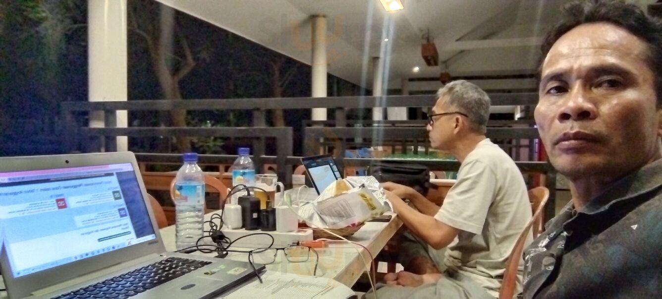 Warung Soto Mandalika
