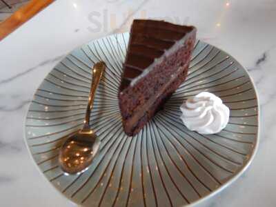 Goemerot Restaurant Trans Studio Mall