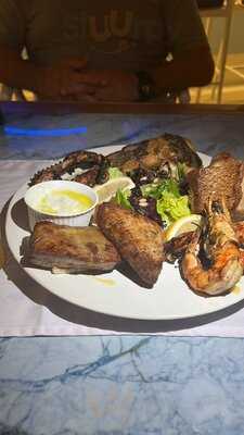 Ithaca Restaurant And Concept Bar