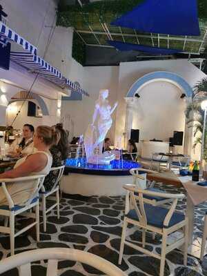 Ithaca Restaurant And Concept Bar