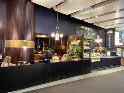 Revolver International