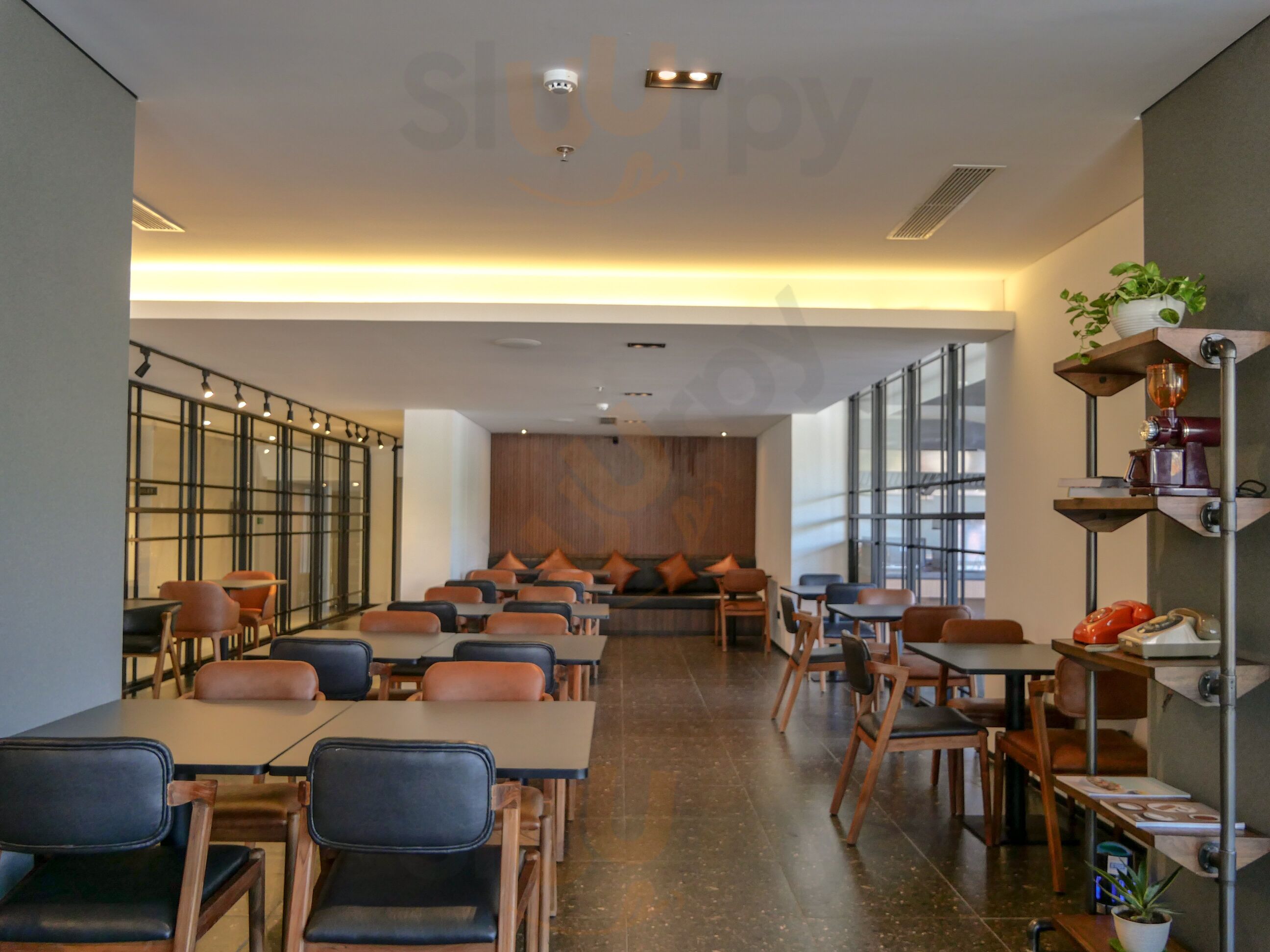 Obsidian Coffee & Eatery Kota Lama Semarang