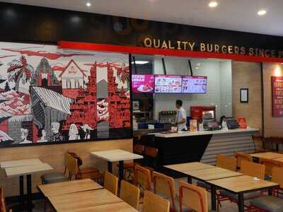 Wendy's Trans Studio Mall