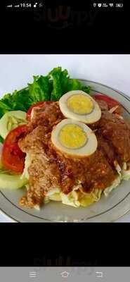 Lotek & Gado-gado Merdeka