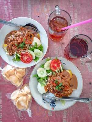 Lotek & Gado-gado Merdeka