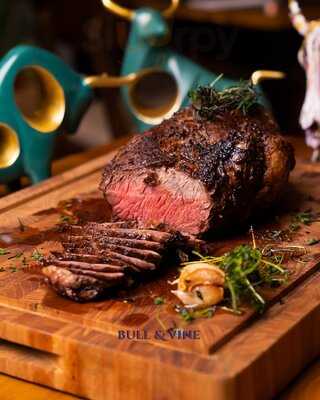 Bull & Vine