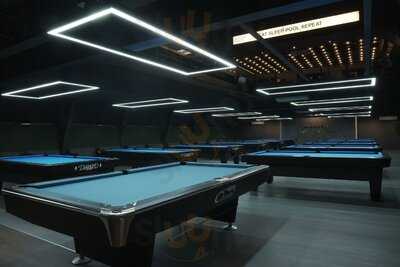 Mantra Pool Academy & Lounge