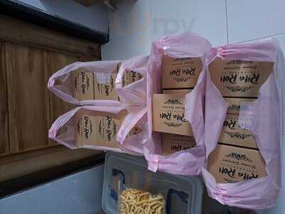 Rita Roti Snack Box And Cookies