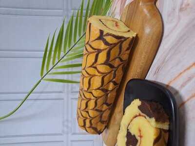 Rita Roti Snack Box And Cookies