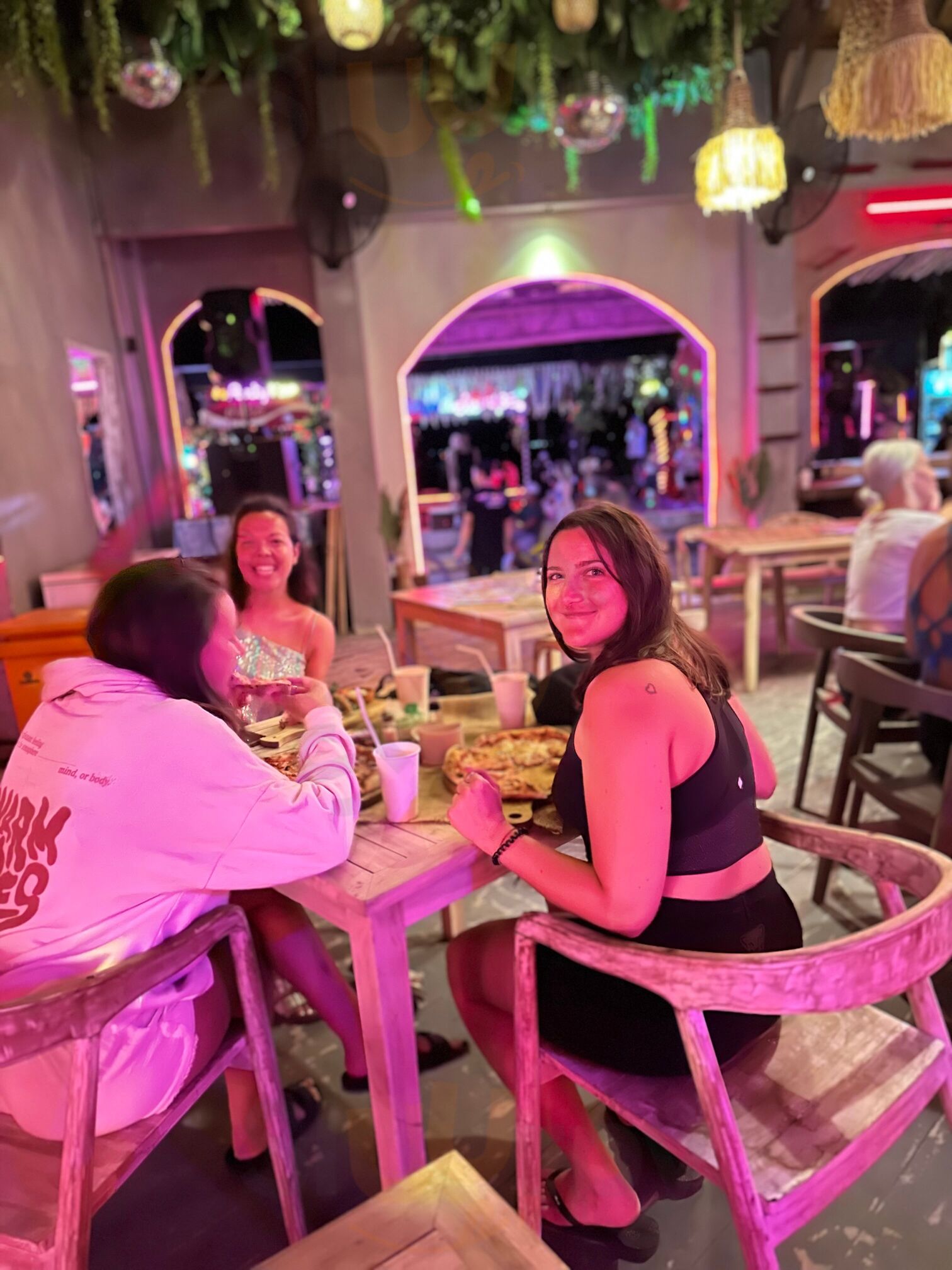 Margerita Bar & Resto