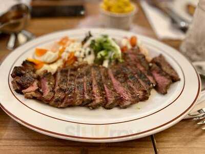 Chloe's Bistro And Bar