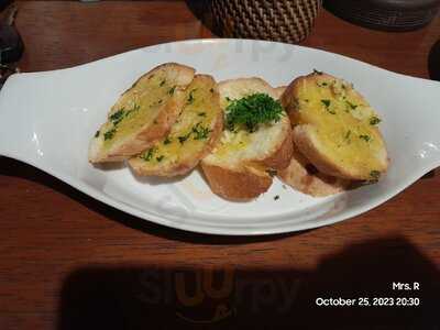 Warung Dadi & Angkringan Uma Desa