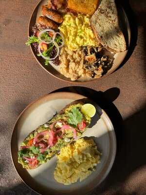 Kilo Kitchen Pererenan