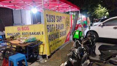 Si Bos Susu & Roti Bakar