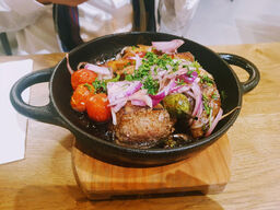 the Shallot Restaurant